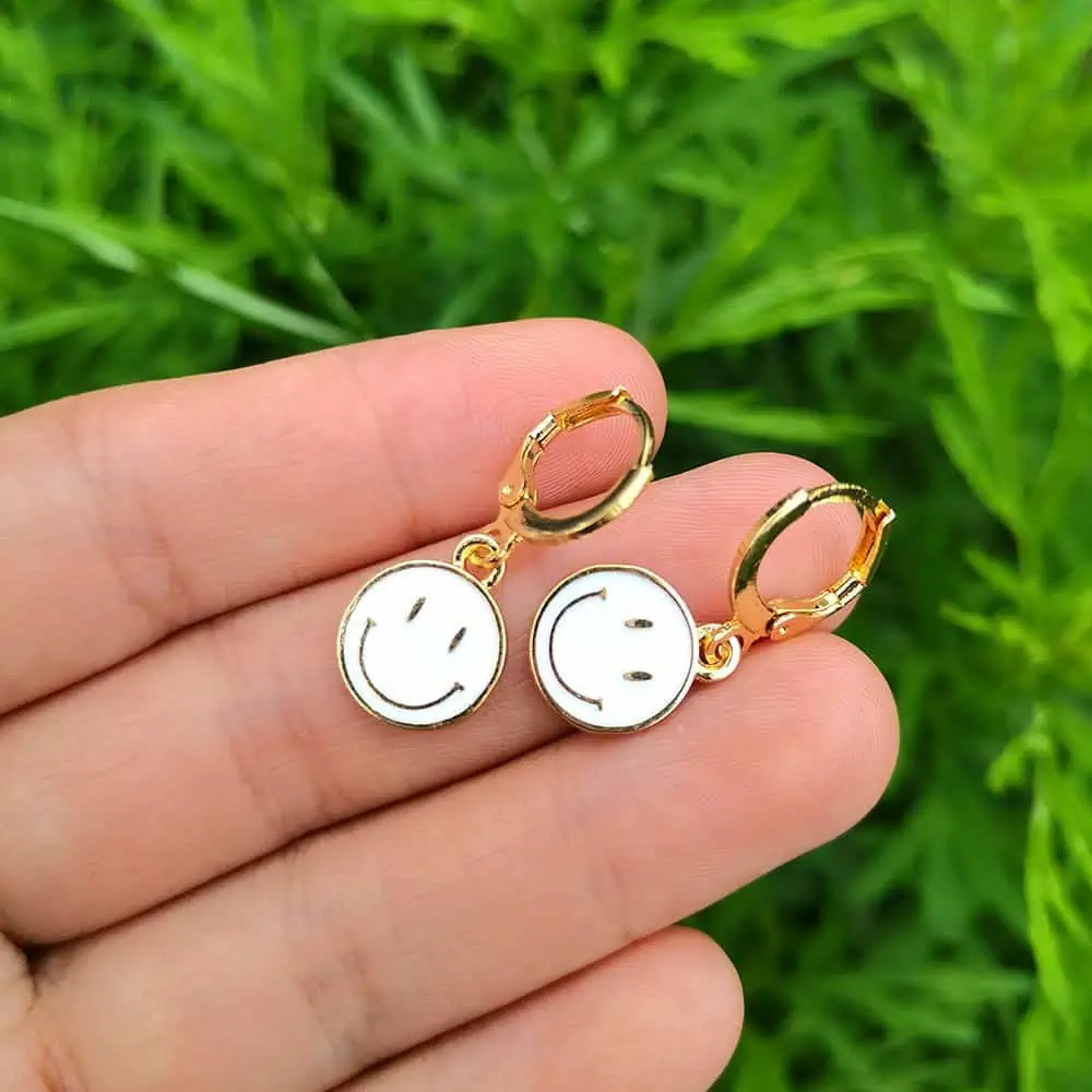 Lost Lady-pendientes colgantes con cara sonriente para mujer, aretes redondos con monedas, joyería coreana, accesorios de regalo