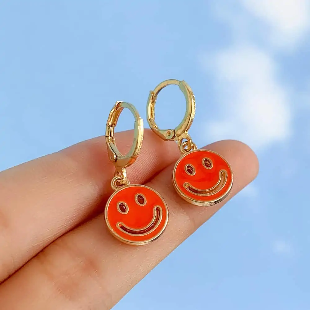 Lost Lady-pendientes colgantes con cara sonriente para mujer, aretes redondos con monedas, joyería coreana, accesorios de regalo