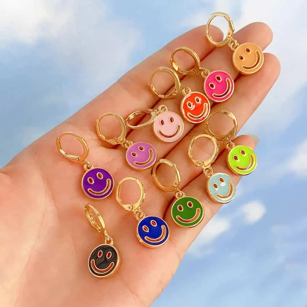 Lost Lady-pendientes colgantes con cara sonriente para mujer, aretes redondos con monedas, joyería coreana, accesorios de regalo