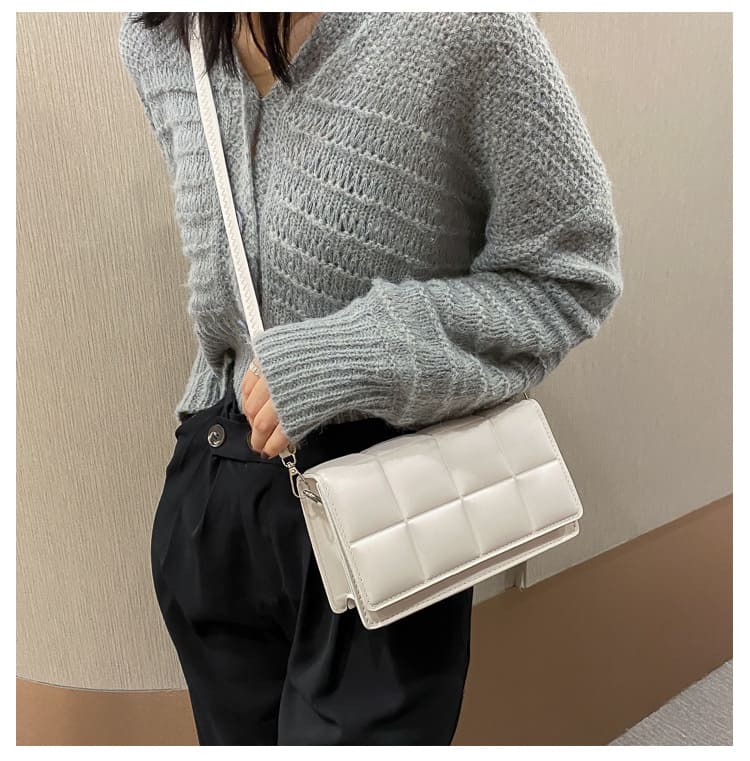 Bolso de hombro para mujer, bolsa femenina de un solo hombro literario de diseño, de tendencia, cruzado, para otoño e invierno, 2021