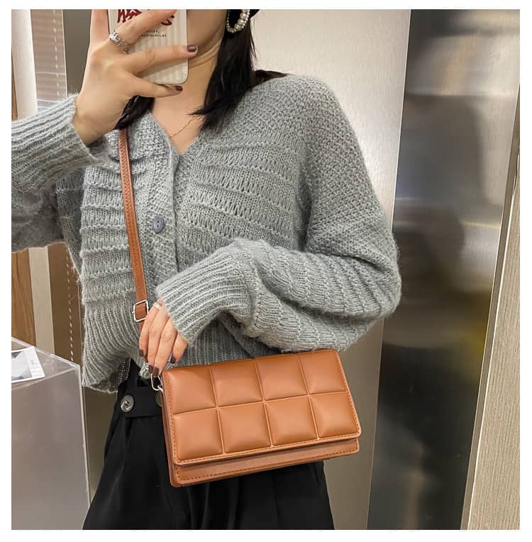 Bolso de hombro para mujer, bolsa femenina de un solo hombro literario de diseño, de tendencia, cruzado, para otoño e invierno, 2021