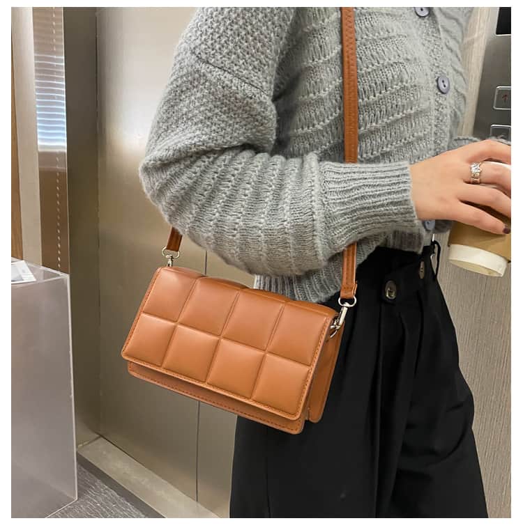 Bolso de hombro para mujer, bolsa femenina de un solo hombro literario de diseño, de tendencia, cruzado, para otoño e invierno, 2021